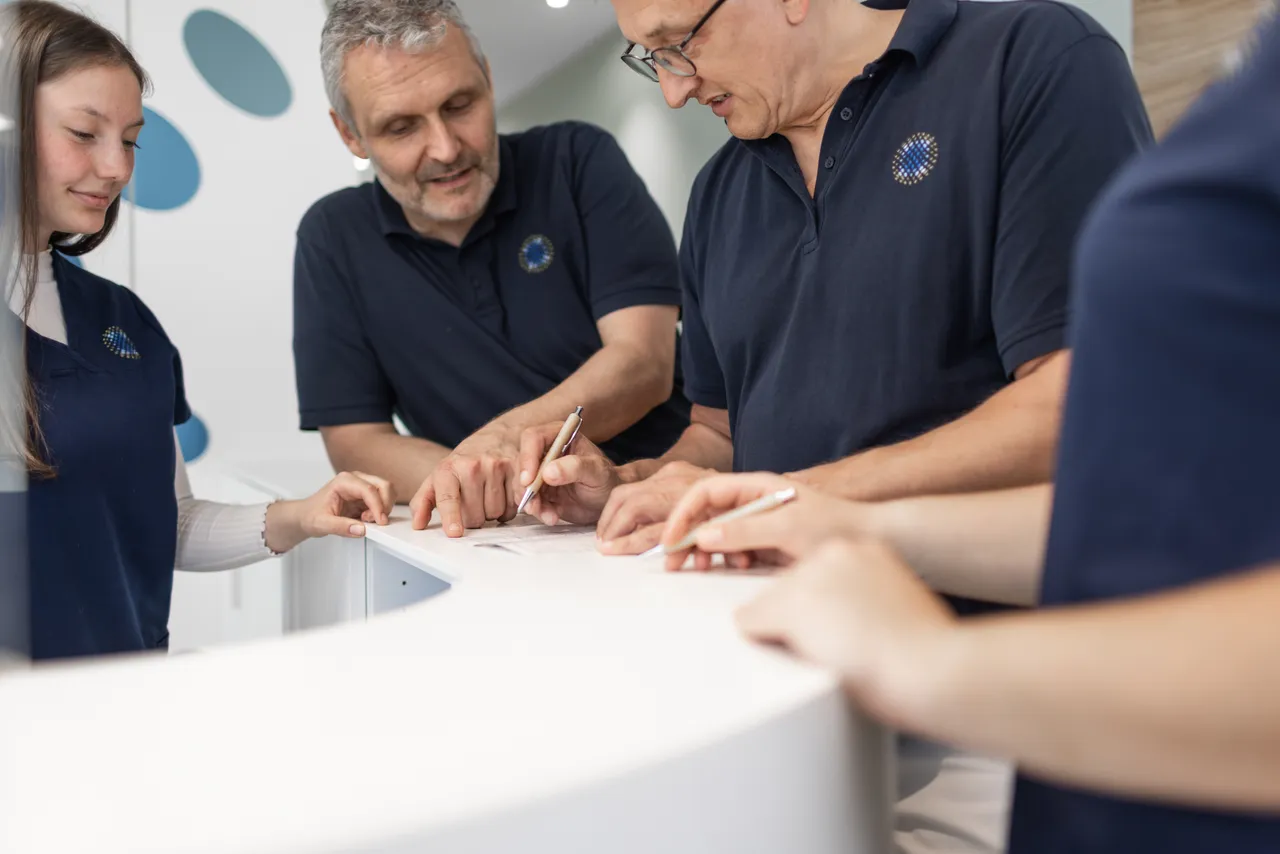 Zusammenarbeit im Team – werden Sie Teil unserer Praxis.